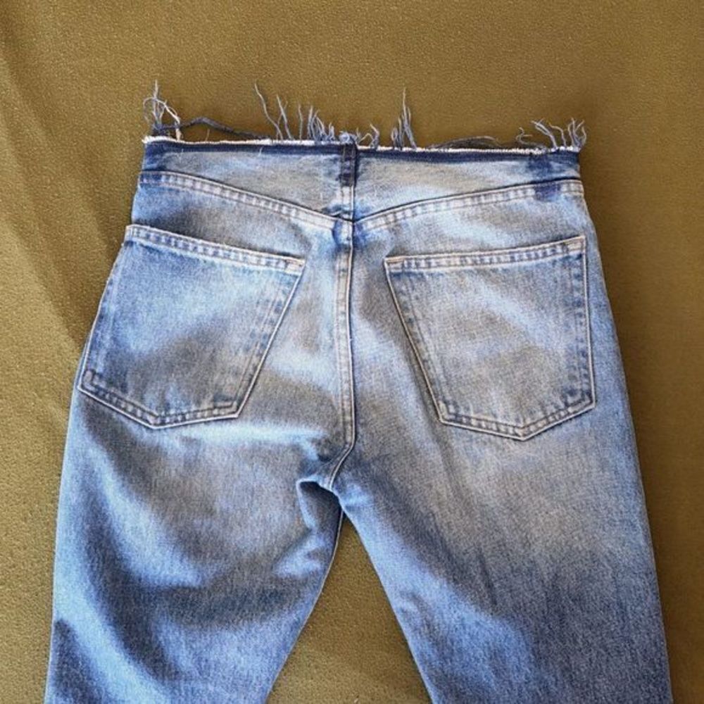 Re-Release Le Original Raw Edge High Waist Jeans - Picture 12 of 15
